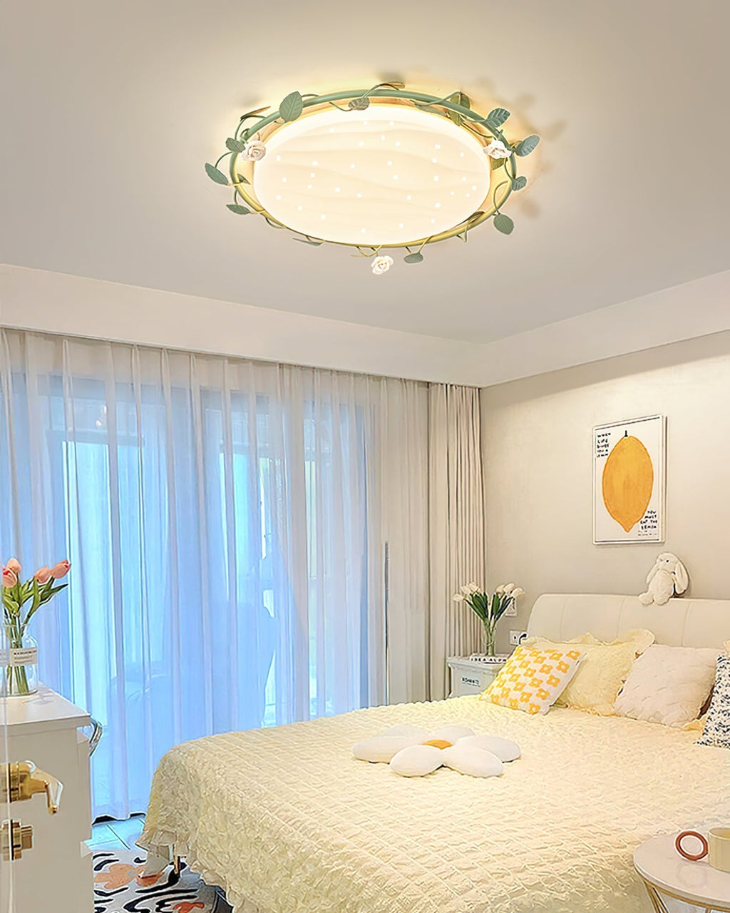 lush Mount Ceiling Light with Leaf Design