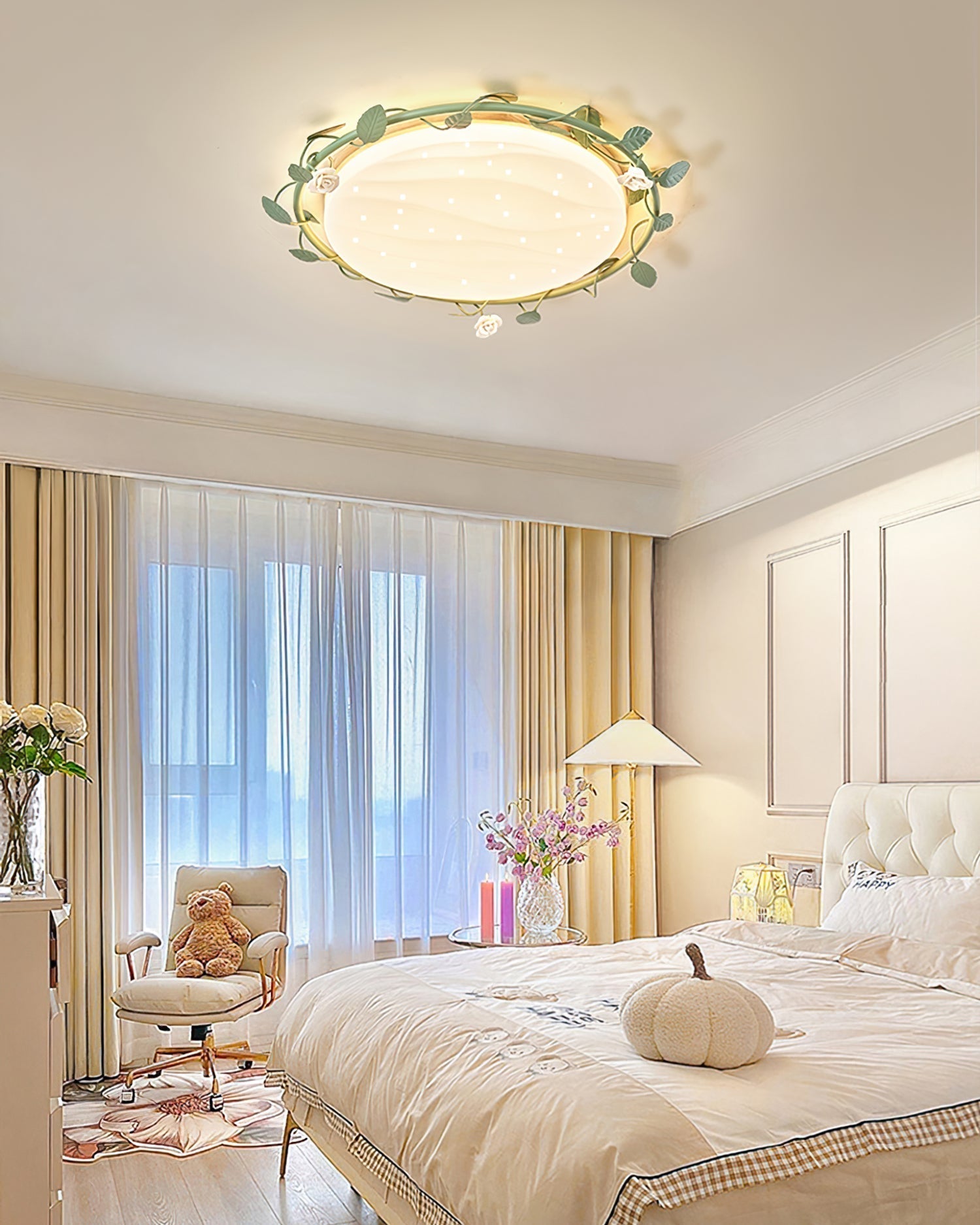 lush Mount Ceiling Light with Leaf Design